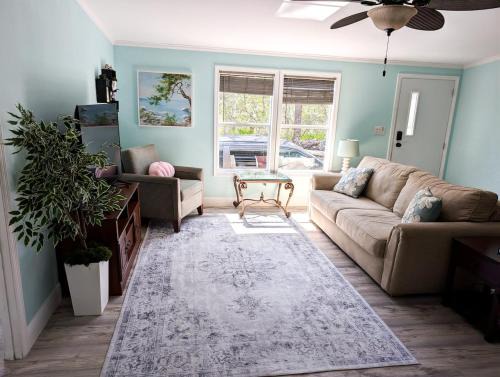 North Weeki Wachee House | Forest Retreat