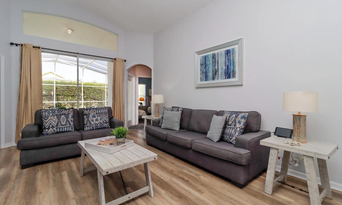 Westbury House | Foxy's Delight