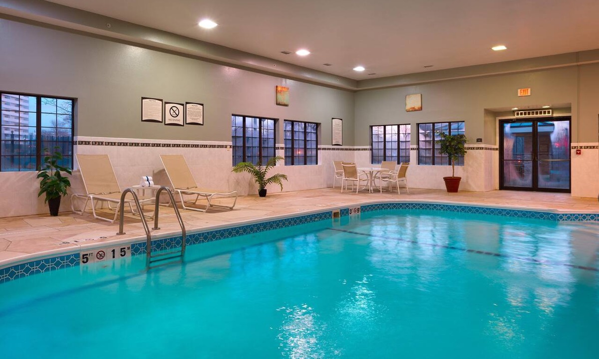 Peoria Condo | Free Breakfast. Pool & Hot Tub. Close to St. Francis Medical Center!
