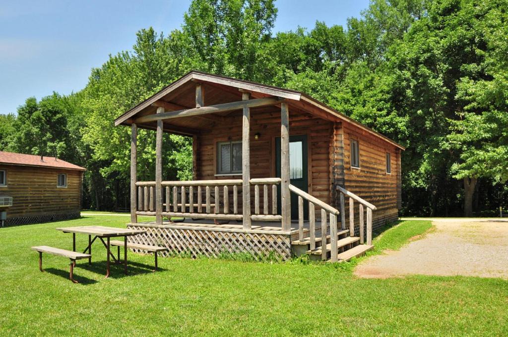 Fremont Resort | Fremont RV Campground Cottage 21