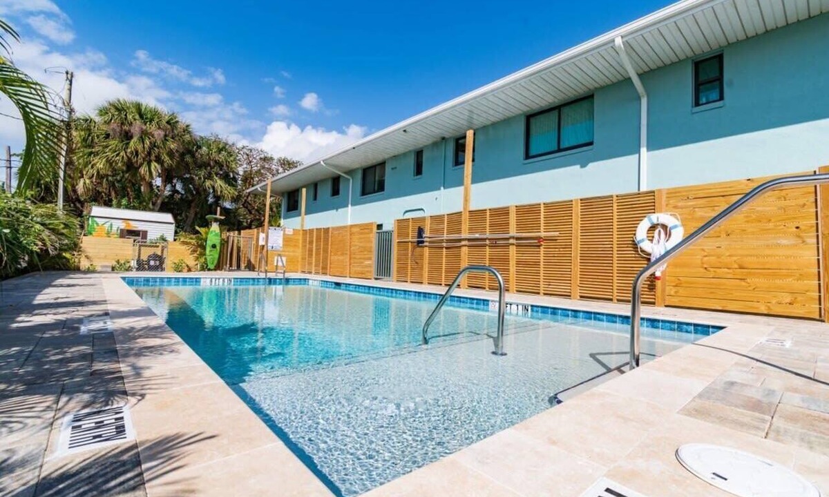Cocoa Beach Apartment | Full complex, 8 Separate 2 bedroom 1 bath units