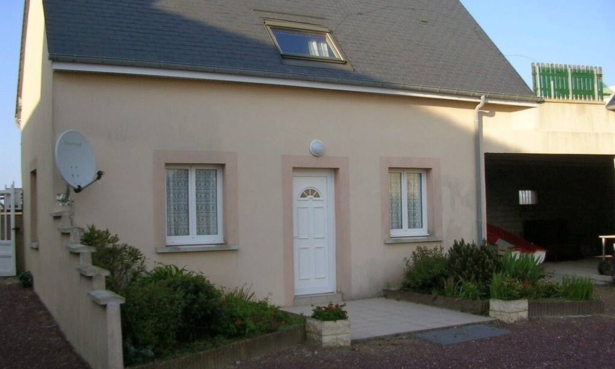 Ravenoville House | Gîte Bleu Avec VUE Panoramique SUR LA MER