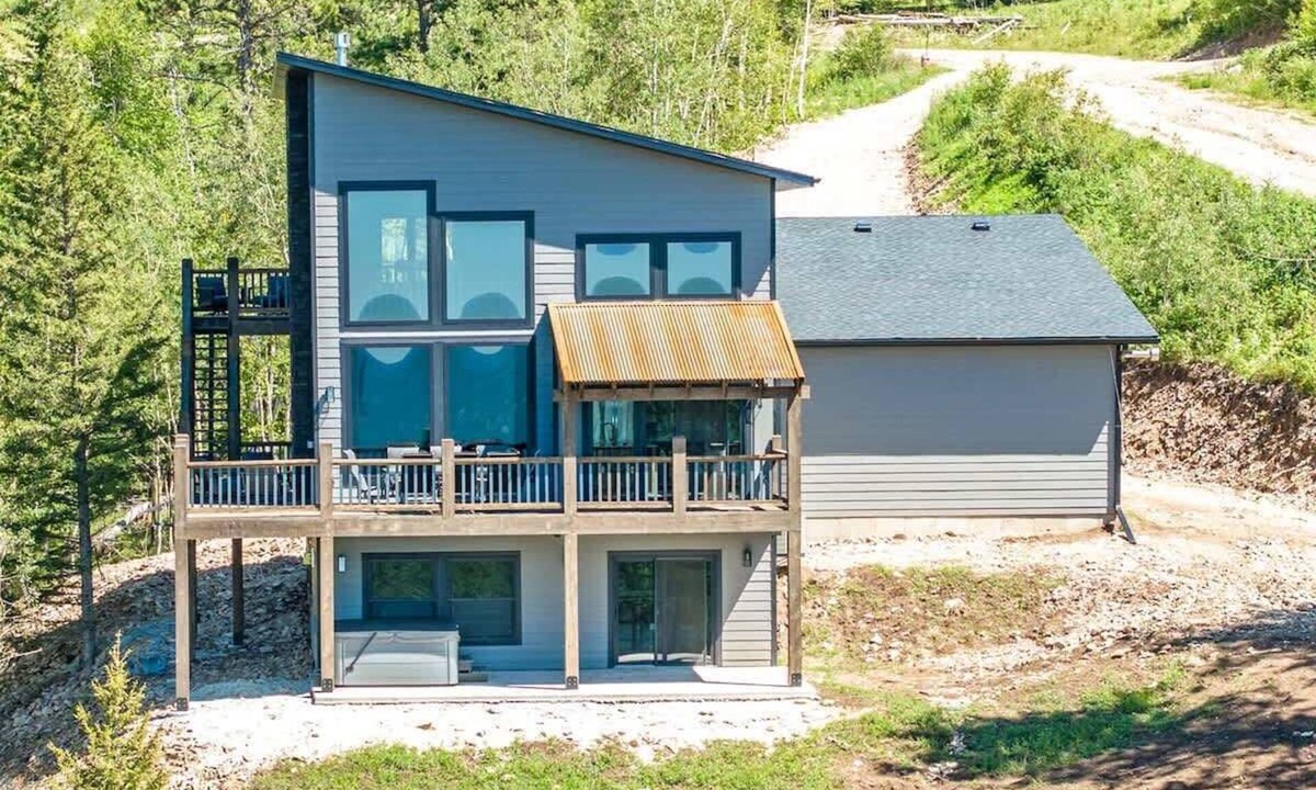 Lead Cabin | Golden Eagle`s Nest - Private! Amazing views!