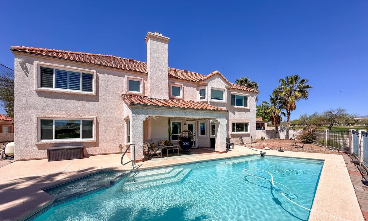 Canada Hills Golf Course House | Golf-course-front home with private pool, spa, terrace & mountain view