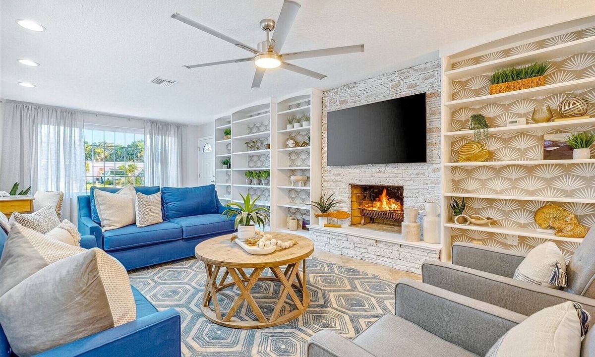 Cocoa Beach House | Gorgeous Coastal Getaway W/Heated Pool, Firepit & Outdoor Patio!🌴