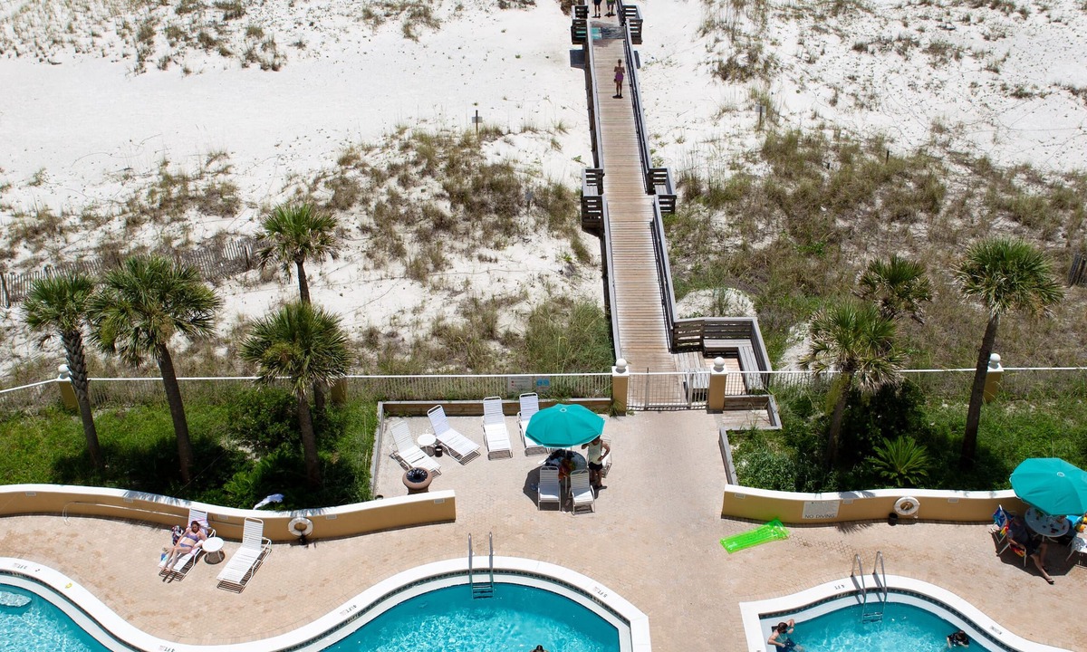 Villa Primera Condo | Gorgeous Condo directly on the Gulf of Mexico!