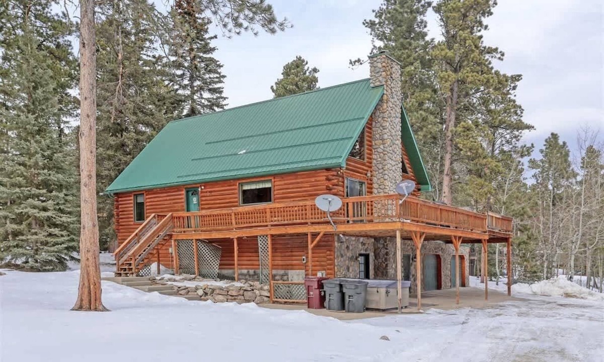 Lead Cabin | Great Pine Lodge