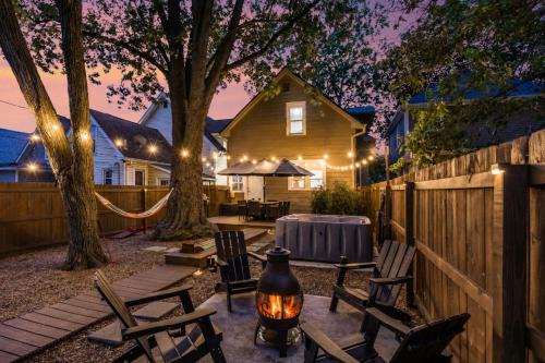 Indianapolis House | Group Fun House with Game Room & Hot Tub - Sleeps 14