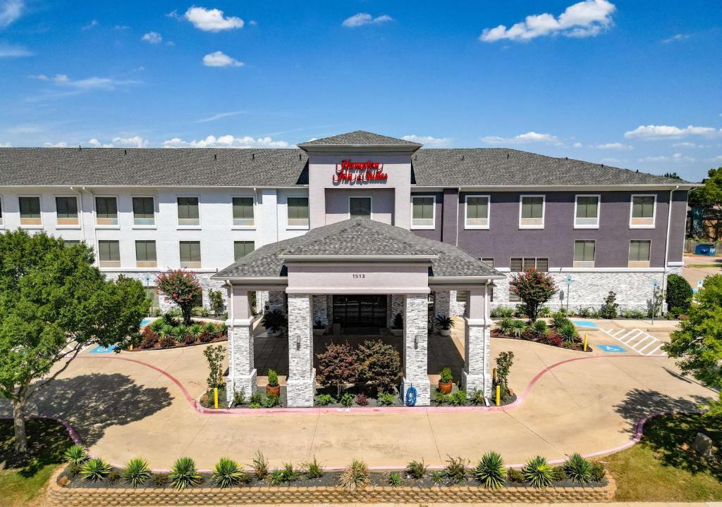 Denton Hotel | Hampton Inn & Suites Denton