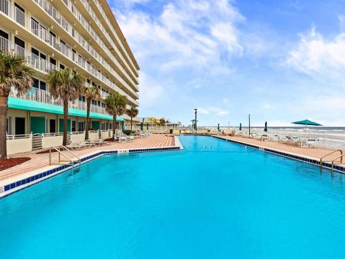 Lenox Park Apartment | Harbour Beach Resort 303