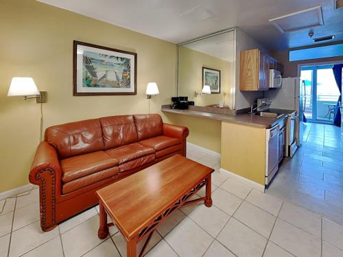 Lenox Park Apartment | Harbour Beach Resort 105