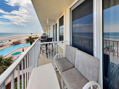 Lenox Park Apartment | Harbour Beach Resort 309