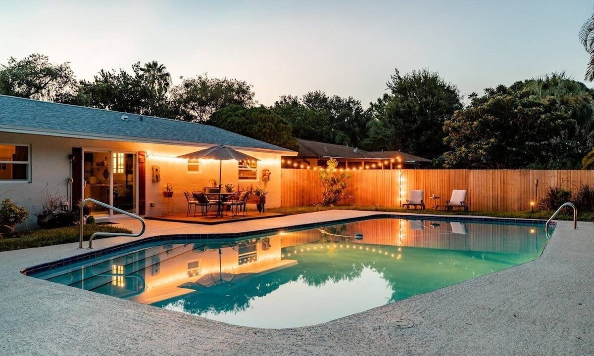 Vero Beach South House | Heated Pool & Pet Paradise