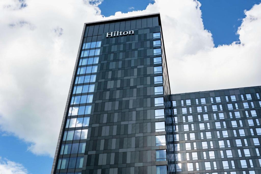 Downtown Hotel | Hilton Rochester Mayo Clinic Area
