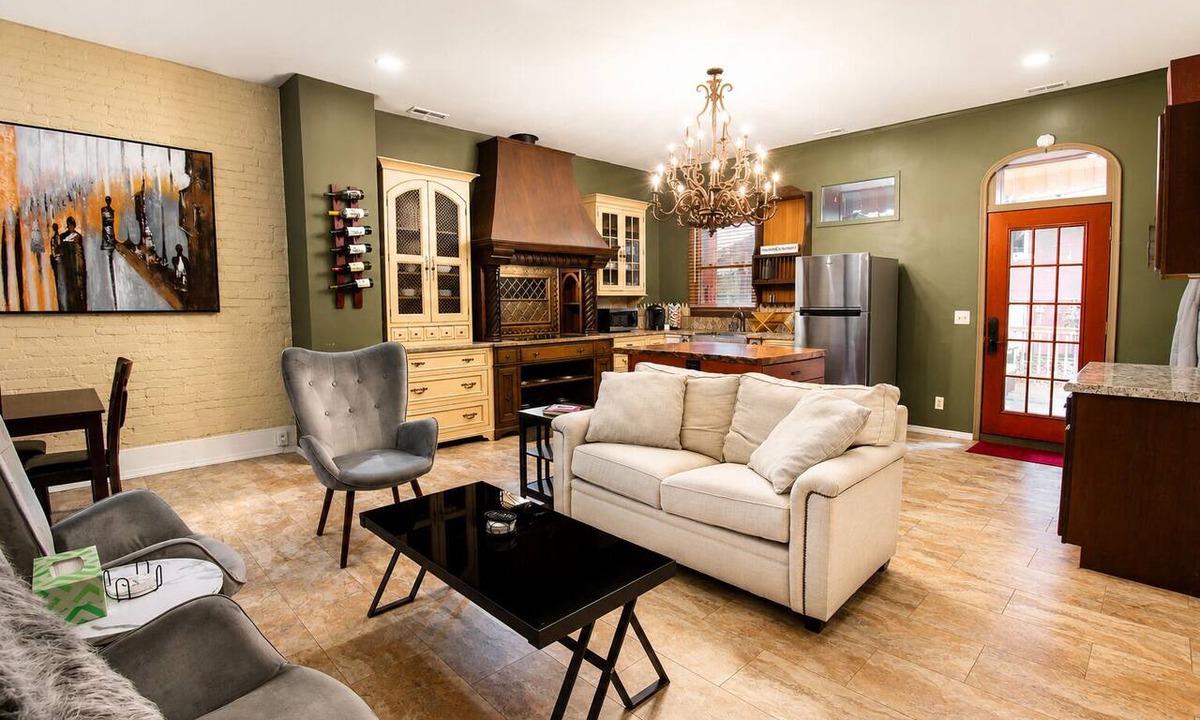St. Charles Apartment | Historic Main St Apt | Private Garage