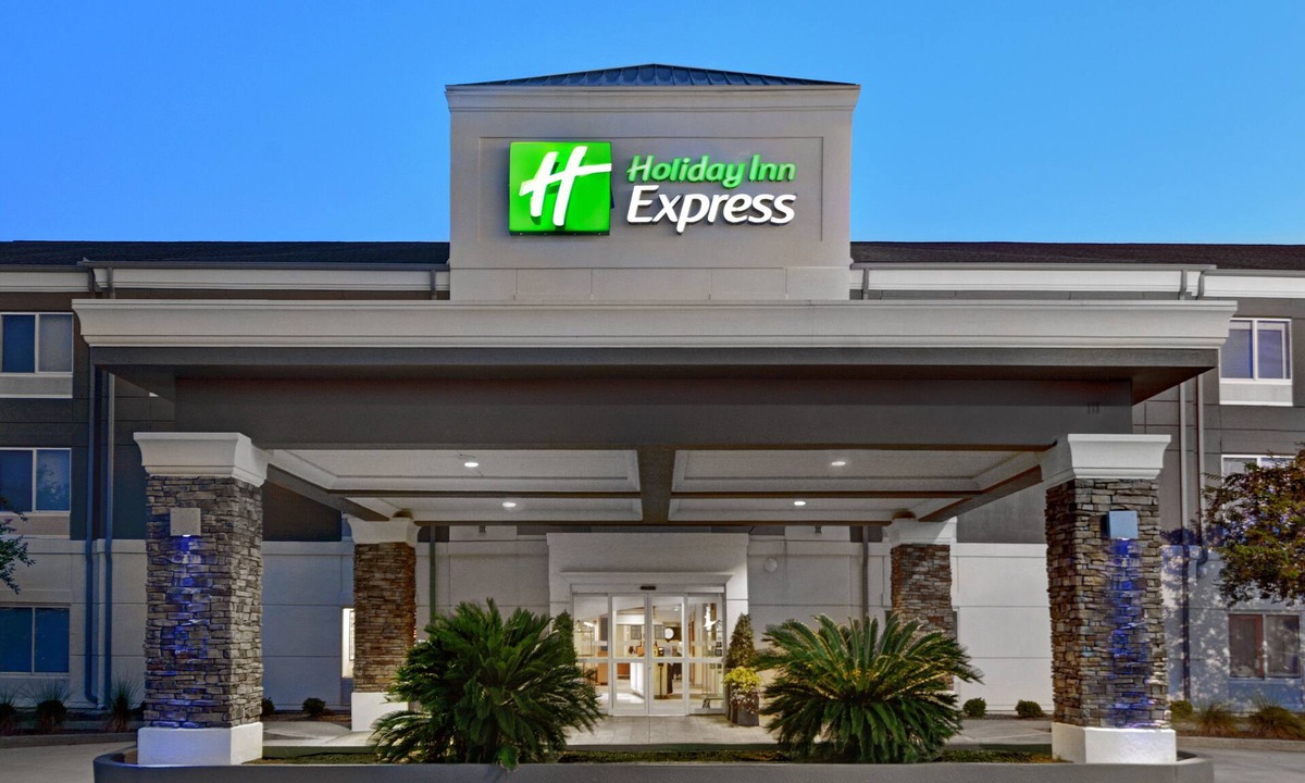 Atmore Hotel | Holiday Inn Express Atmore by IHG
