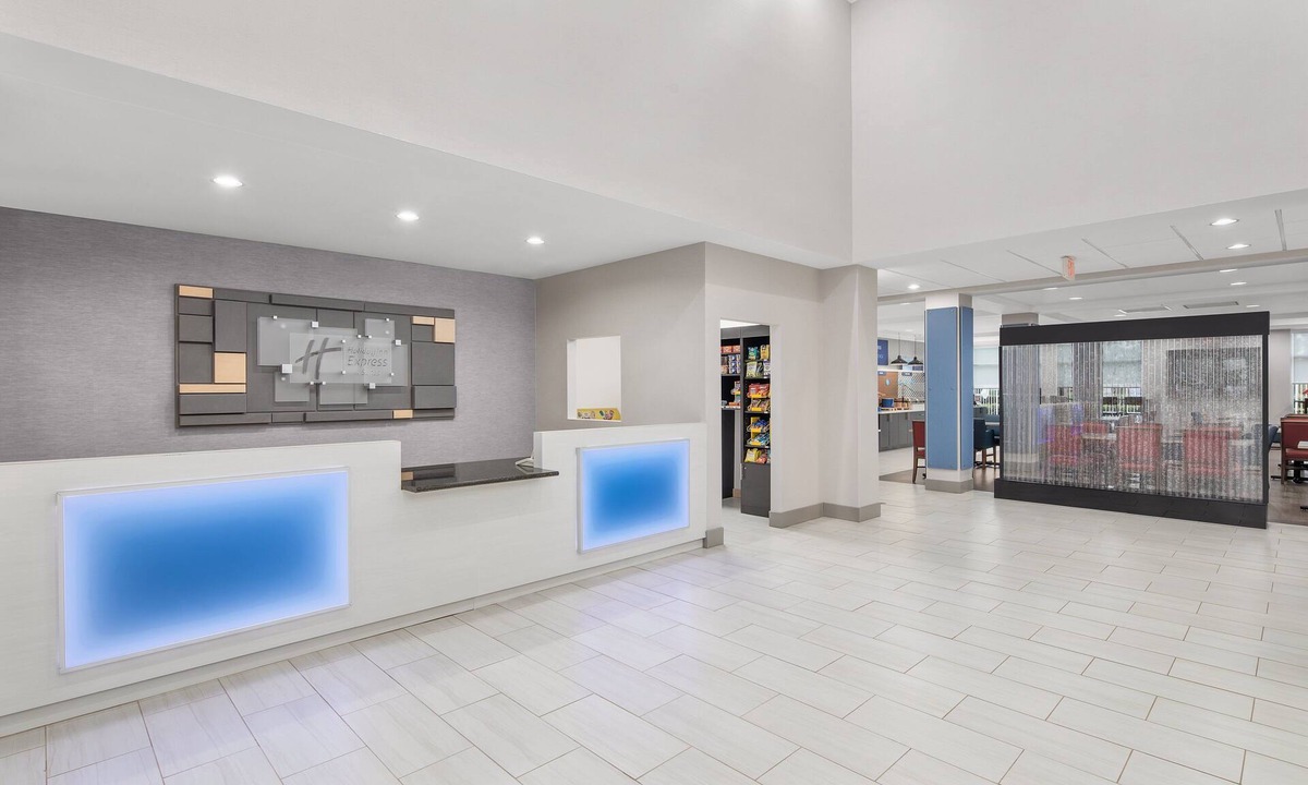 Port Malabar Hotel | Holiday Inn Express & Suites Palm Bay by IHG