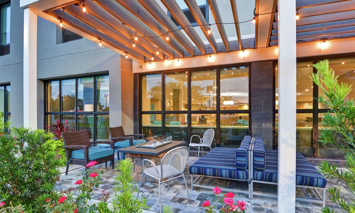 Ferry Pass Hotel | Home2 Suites by Hilton Pensacola I-10 at North Davis Hwy