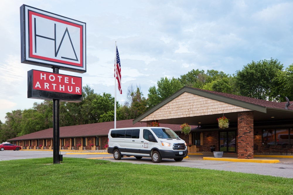 Glenwood Hotel | Hotel Arthur