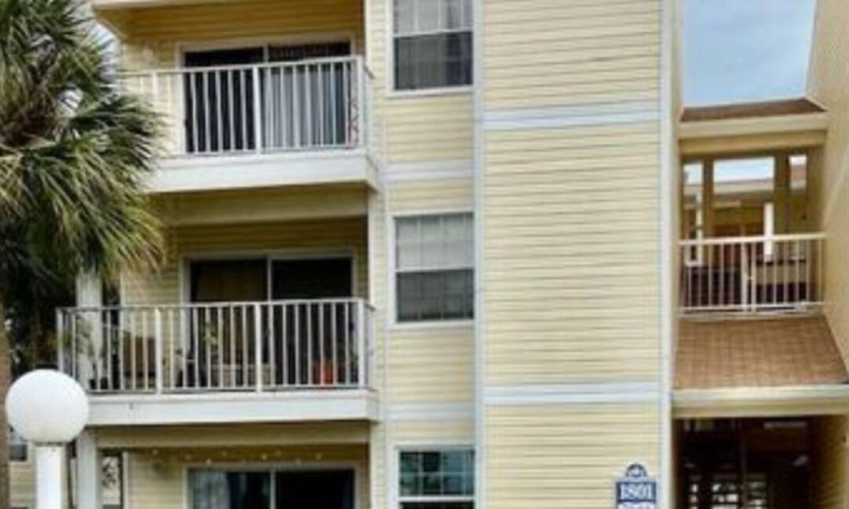 Ocean Side Village Condo | Indialantic Florida/Melbourne/Indian Harbour beach 32903