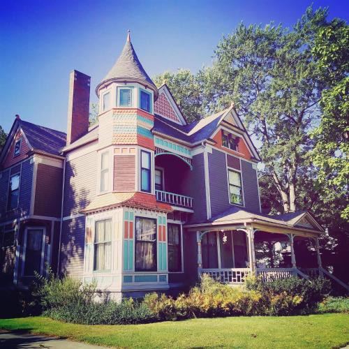 West Washington Bed & Breakfast | Innisfree Bed & Breakfast