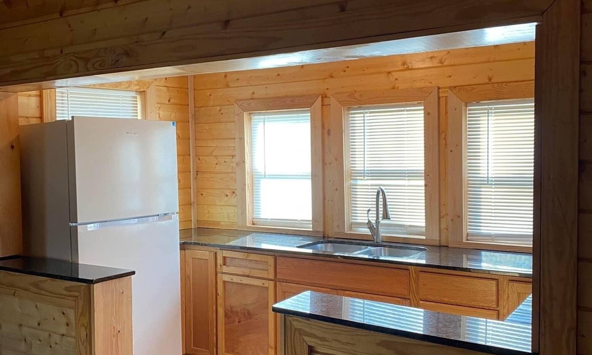 Lake Arthur House | Just minutes from the lake!