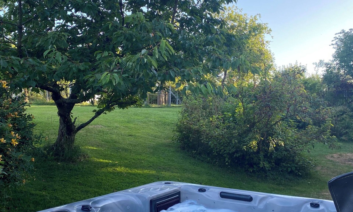 Hudimesnil House | L'échappée Le Giré Vacation Rental