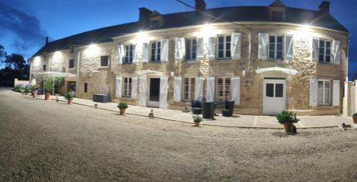 Formigny Bed & Breakfast | La ferme aux chats