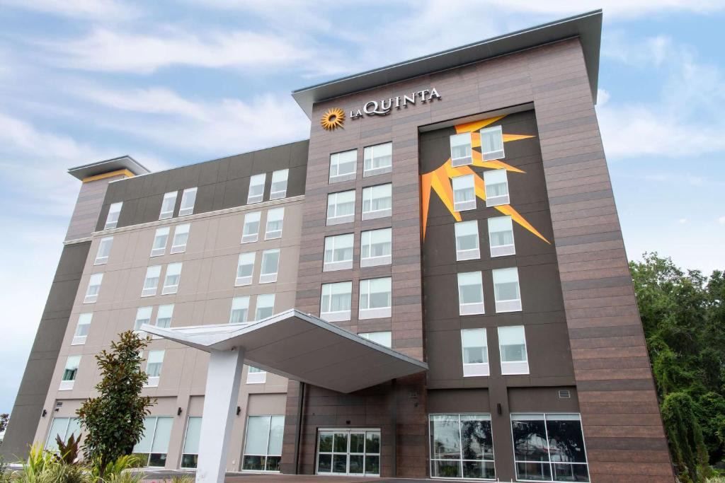 Lake City Hotel | La Quinta Inn & Suites by Wyndham Lake City
