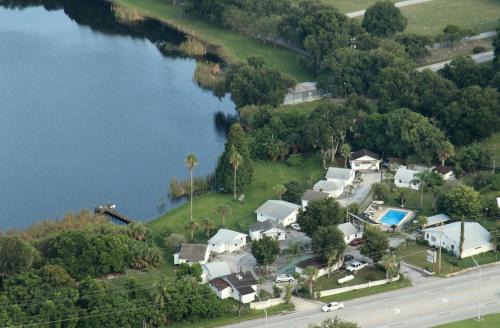 Winter Haven Resort | Lake Ida Beach Resort