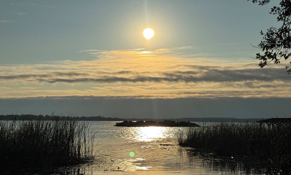 Leesburg RV Rental | Lake Side Glamping Near the Villages and Orlando