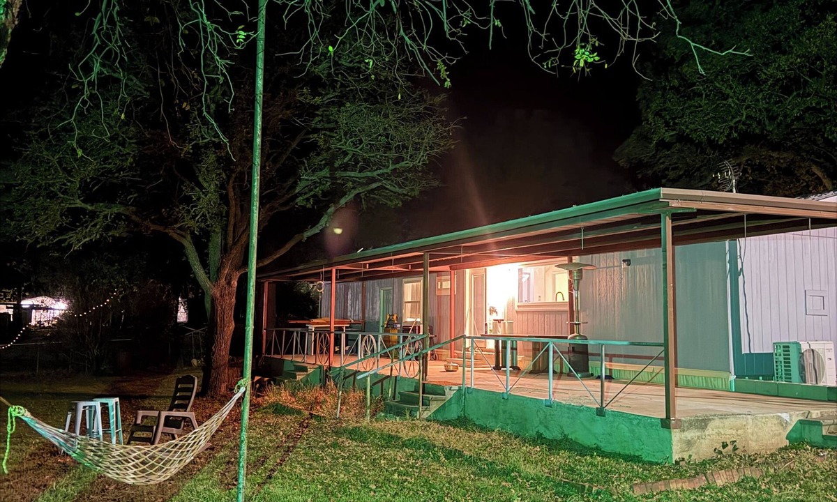 Nocona House | Lakefront 3BR/2BATH with Private Dock on 3/4 Acre in terrific Nocona with AC
