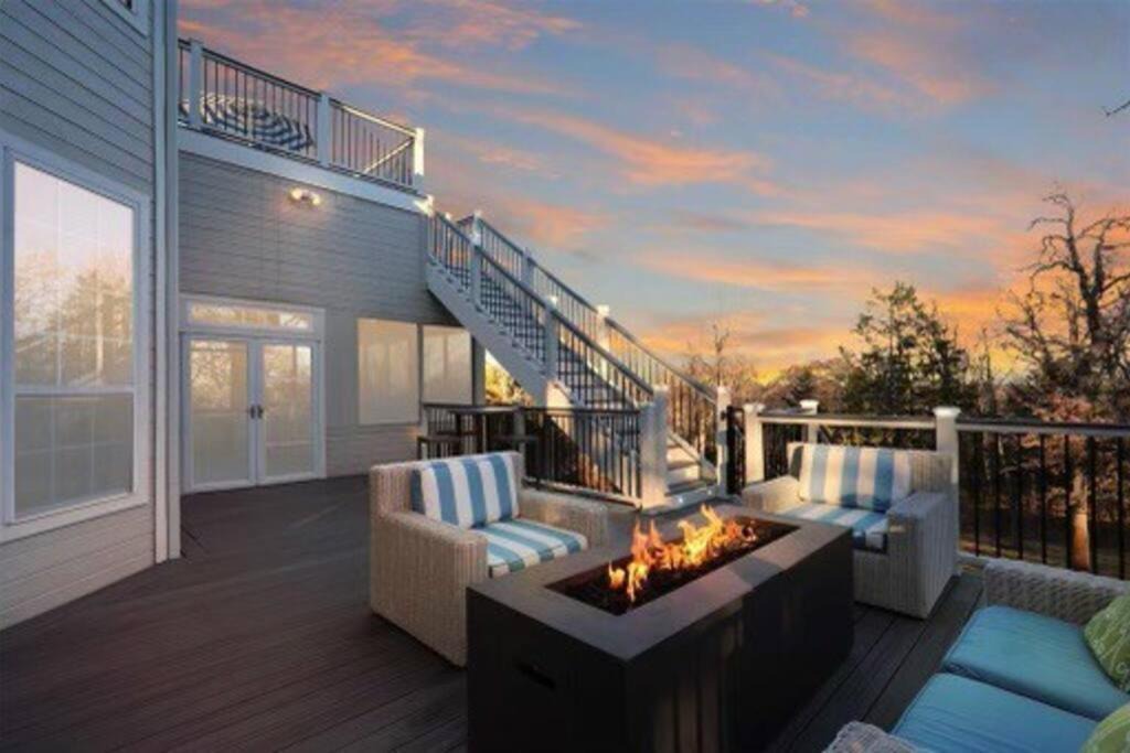 Pottsboro House | Lakepoint Resort