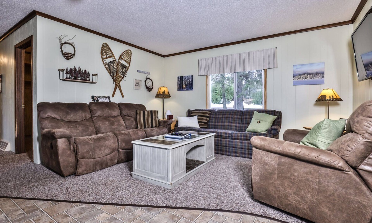 Watersmeet House | Lakeside wilderness resort cabin with dock, fire pit, on-site store, bait shop!