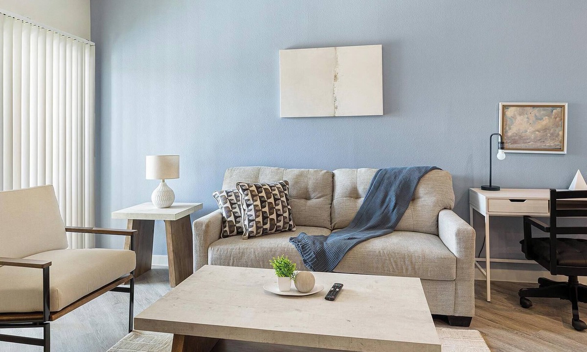 Corinth Apartment | Landing | Amazing 1BD, Pool, Gym