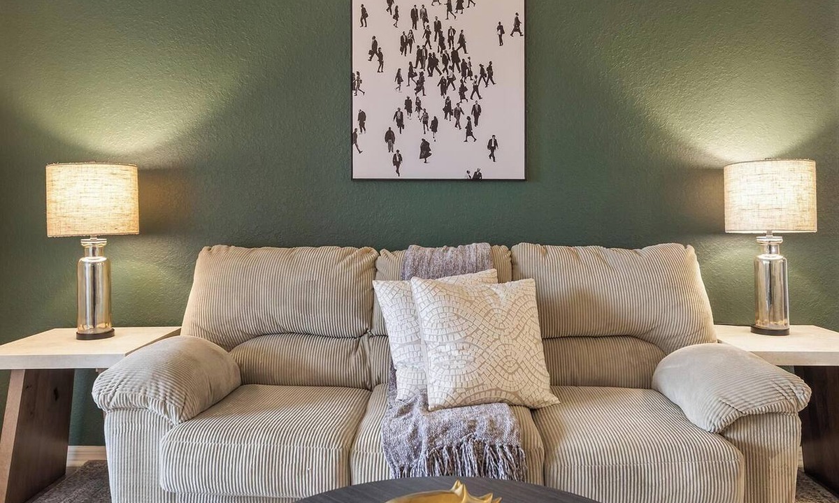 Apopka Apartment | Landing | Incredible 2BD, Clubhouse, Gym