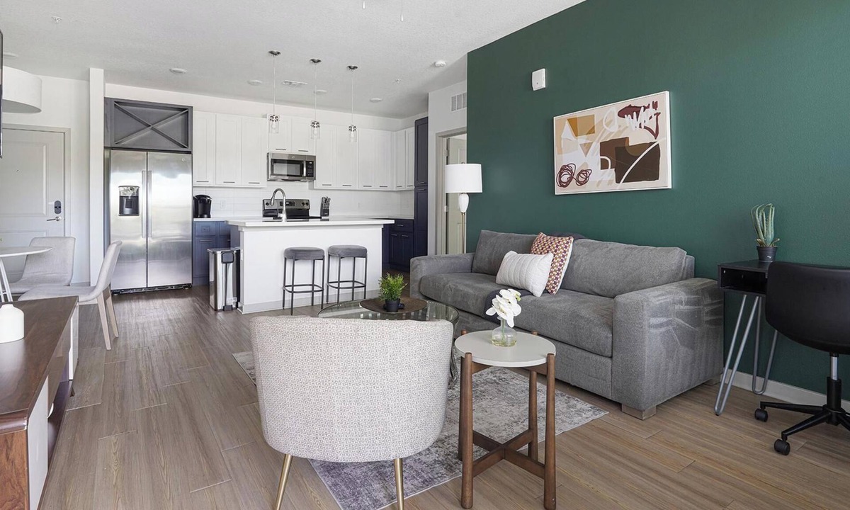 Apopka Apartment | Landing | Stunning 2BD, Clubhouse, Gym