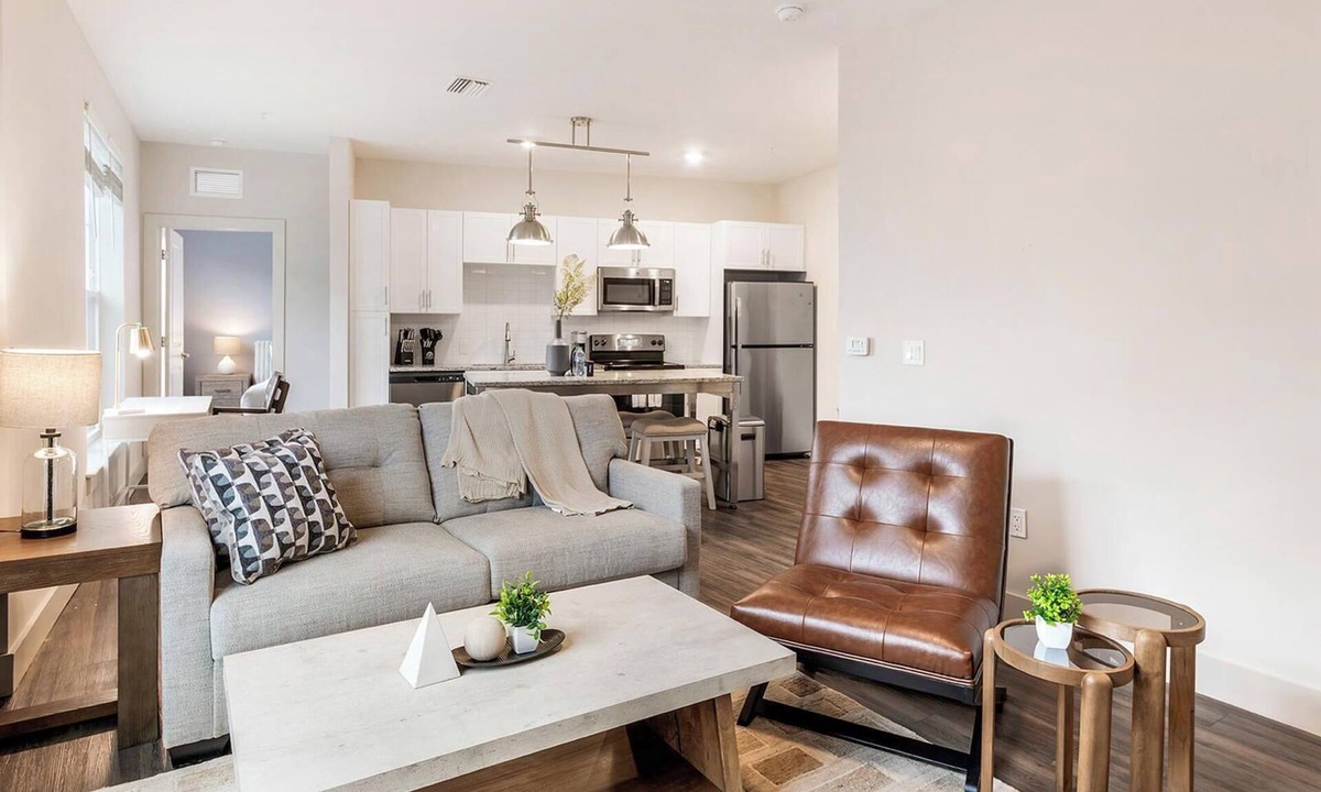 Florida Center Apartment | Landing | Stylish 2BD, Gym, Game Room