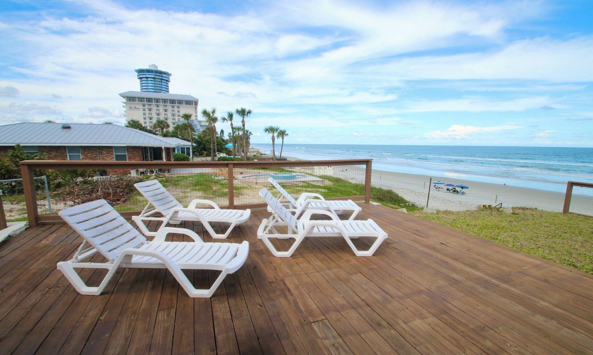 River Ridge Estates House | Large Luxury Beach House in Daytona Beach - Ocean Front Living