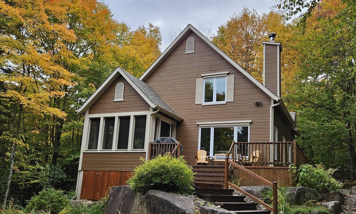 St-Adolphe-d'Howard Ski Chalet | Le Chalet du Lac Vert - Saint-Adolphe-d'Howard - SPA, Fireplace, Lake Access