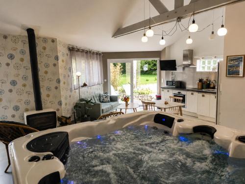 Tollevast House | Les Deux Rivages maison avec jacuzzi
