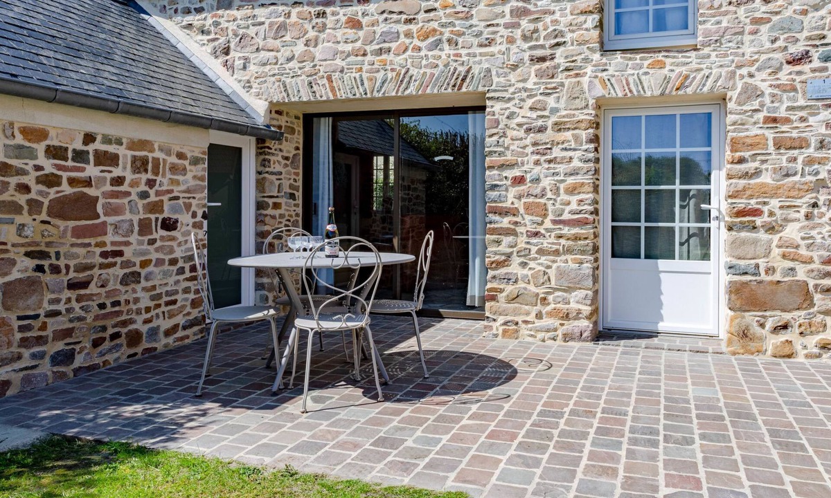 Creances House | Les Moutons by Interhome