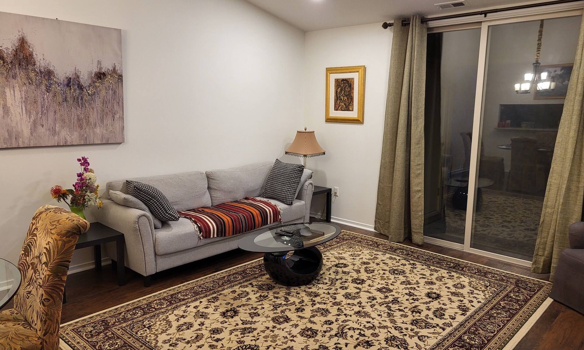 Auburn Hills Condo | Lovely 2nd level 2 bed 2 baths condo