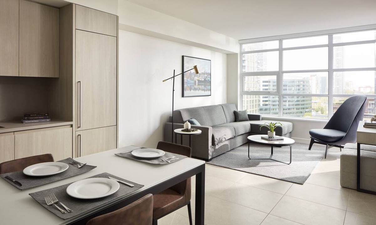 Belltown Hotel | Luxury 1-BR Suite in Seattle: Pools, Fitness, Balcony & Full Amenities!