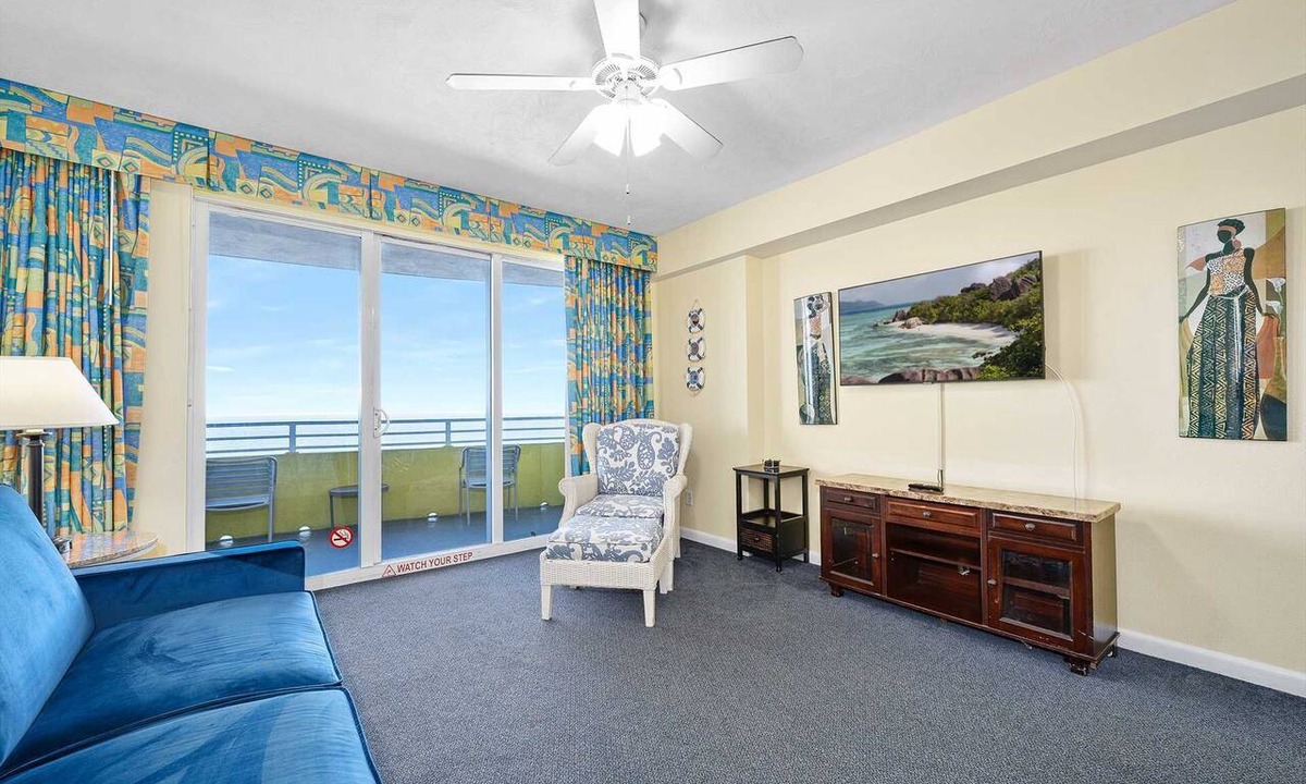 Brush - Stewarts Condo | Luxury 18th Floor 1 BR Beach Condo Direct Oceanfront