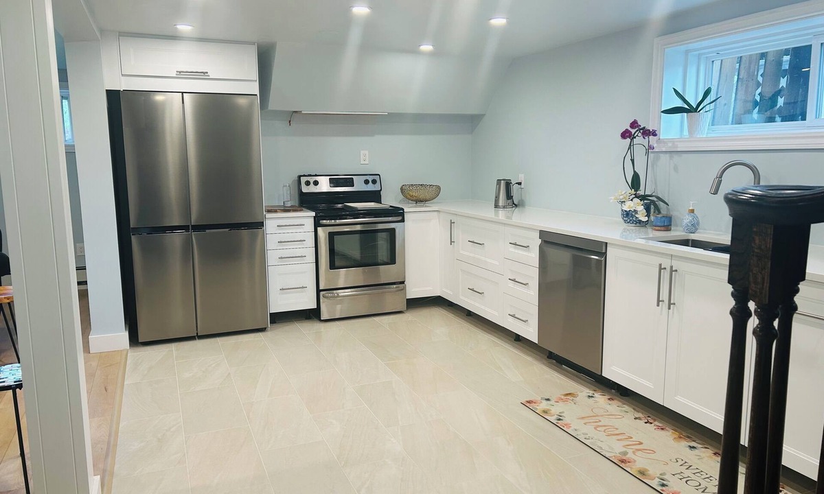 New Tecumseth Apartment | Luxury 2-bed, 1-bath apartment in the heart of Alliston. Walk to downtown!