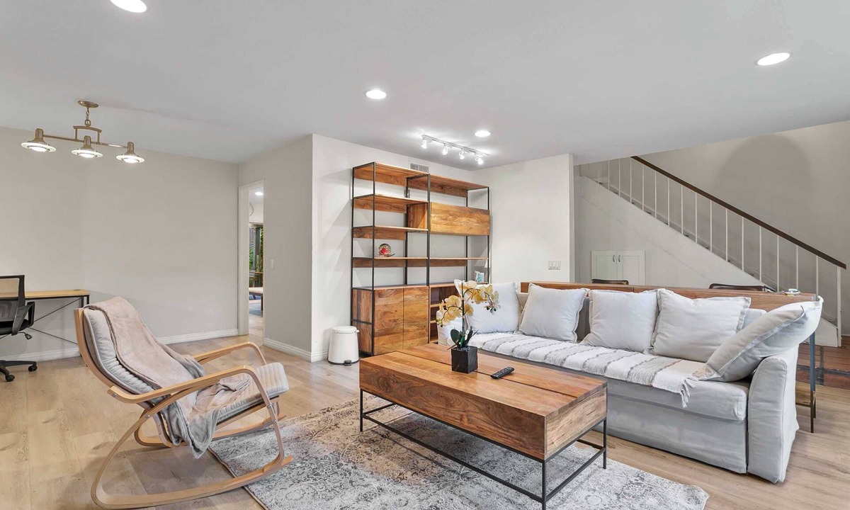La Mirada House | Luxury 4BR Home with Lush Garden｜Dedicated Workspace｜Relaxing Patio #41808