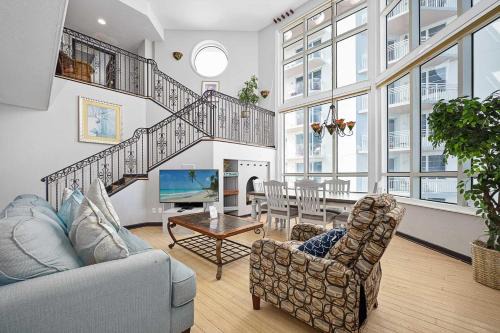 Brush - Stewarts House | Luxury Beach Penthouse Villa Ocean Walk Resort