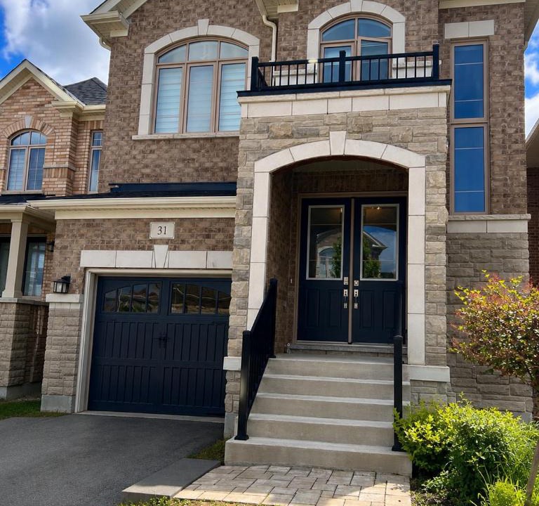 Aurora House | Luxury Furnished 4BR Home for Monthly Stays