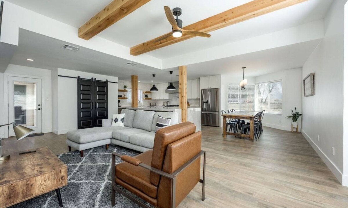 Mesilla Park House | Luxury on a Pecan Farm — Remodeled 4BR Retreat Minutes from Old Mesilla